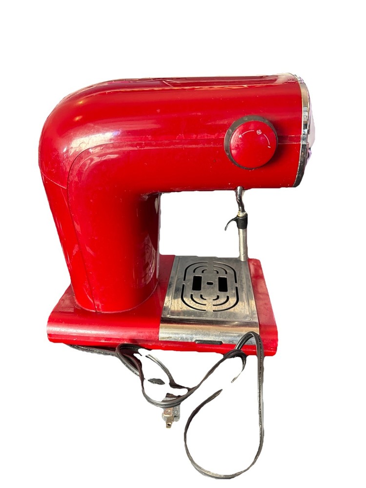 ESPRESSIONE CAFE RETRO ESPRESSO MACHINE MODEL 1388R - Working