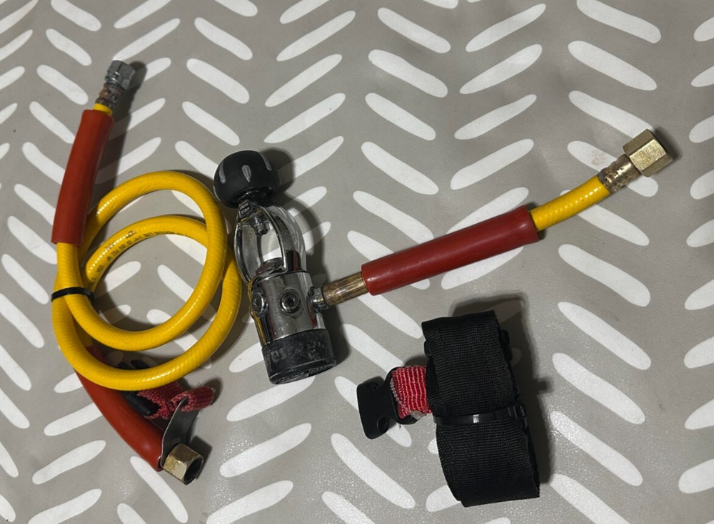Scuba/Hookah First Stage Mares diving tank kit. Includes everything shown