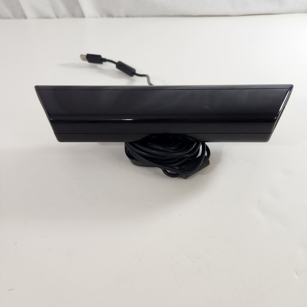 Xbox 360 Kinect Microsoft Model 1414 Motion Sensing Gaming Controller Untested