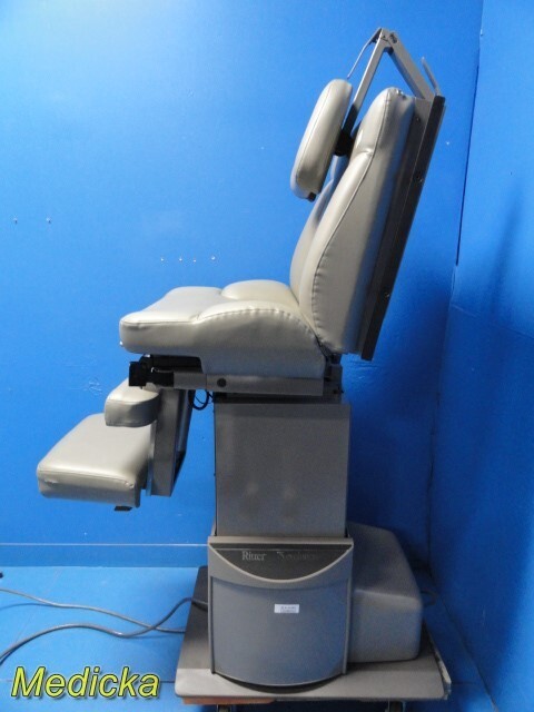 Ritter Midmark Model 119-014 75L Evolution Powered Examination Chair ~ 31423