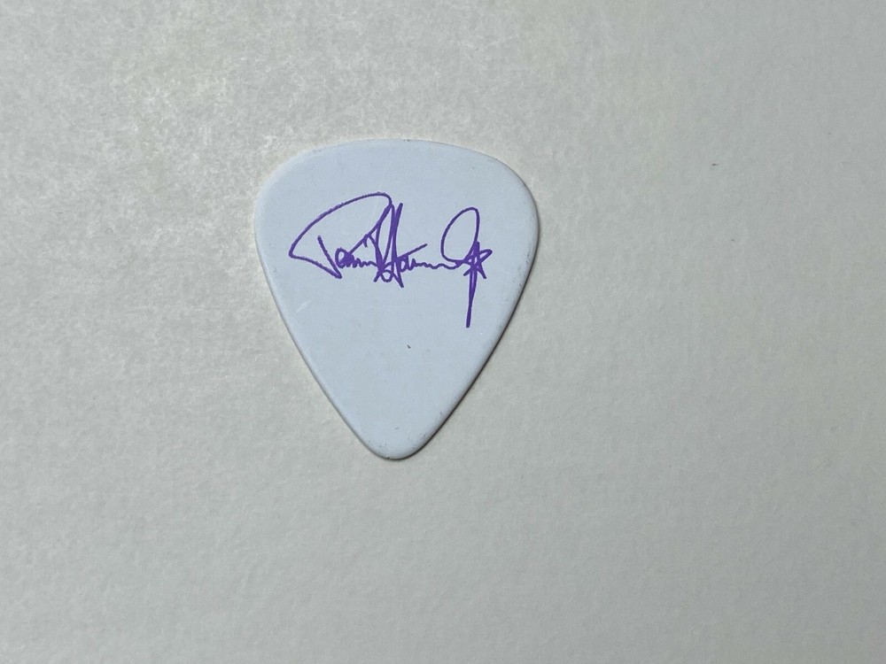 KISS Guitar Pick PAUL STANLEY Freedom To Rock Concert Tour 2016 Purple Vintage