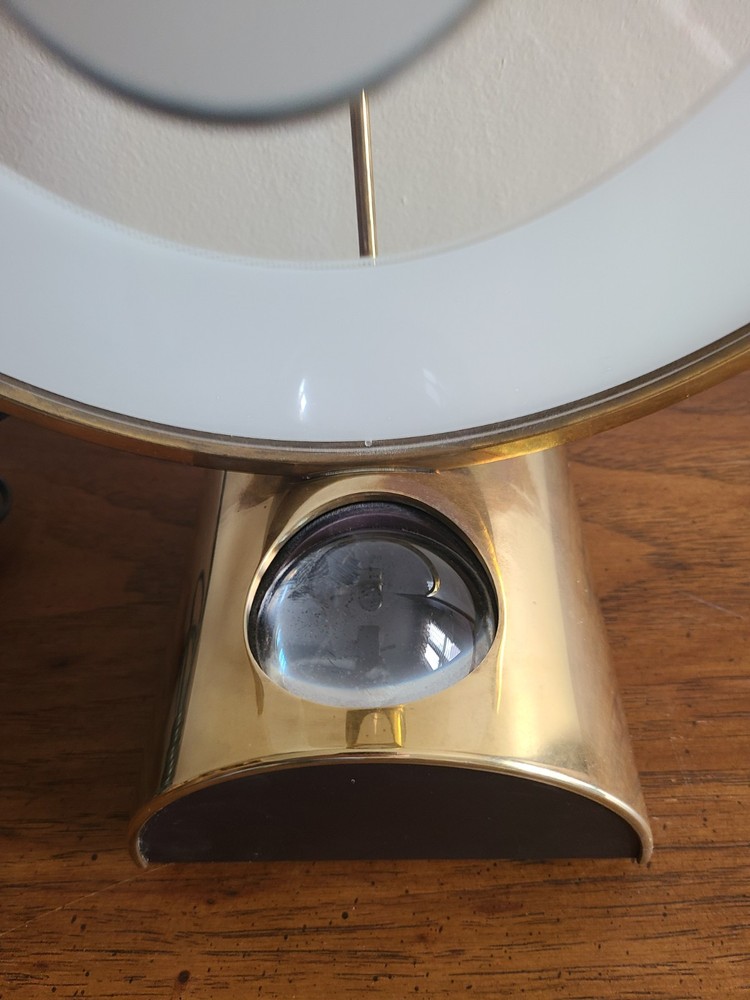 "DESIGN IN TIME AND LIGHT" Light -beam projection clock by Jerome Simon in 1981