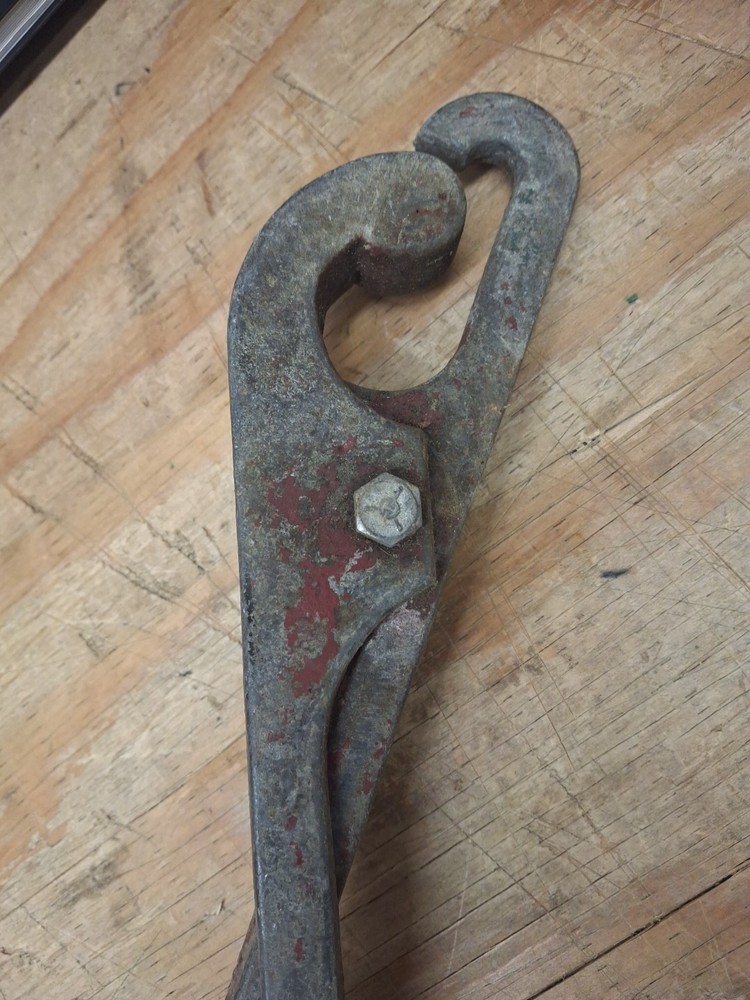 Gate Clip Tool