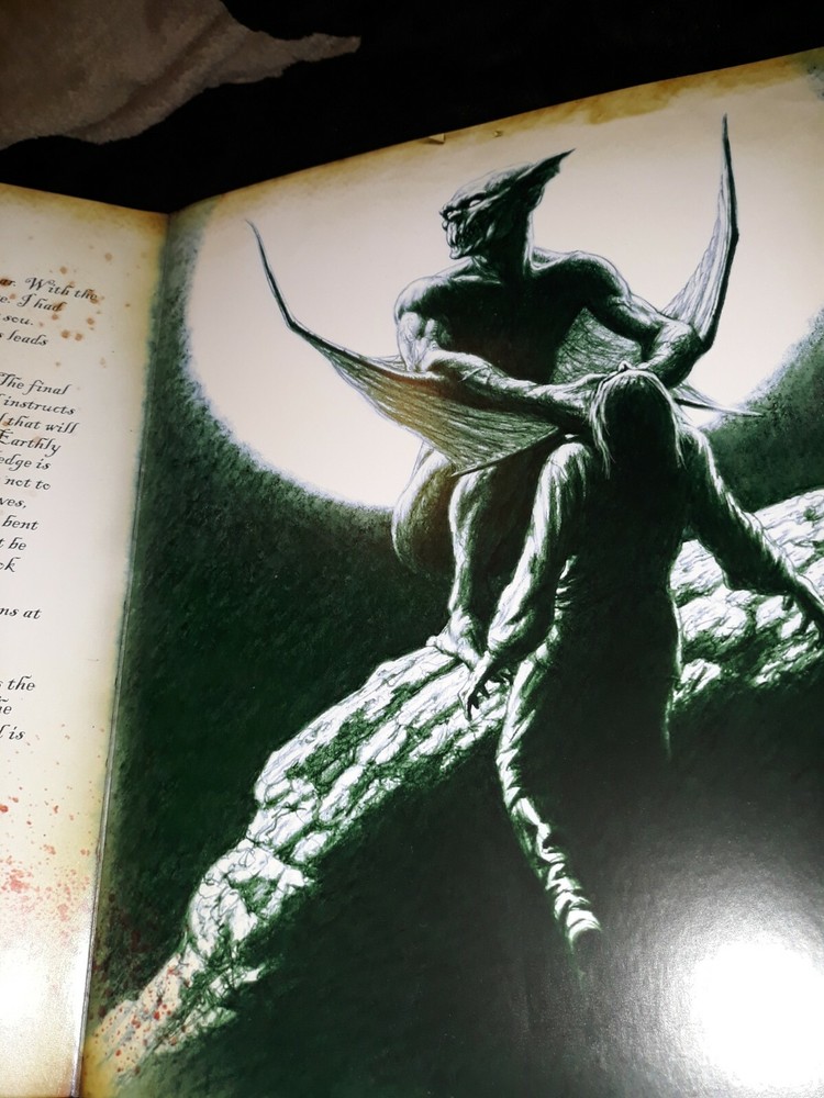 The Vampire Hunter's Handbook van helsing