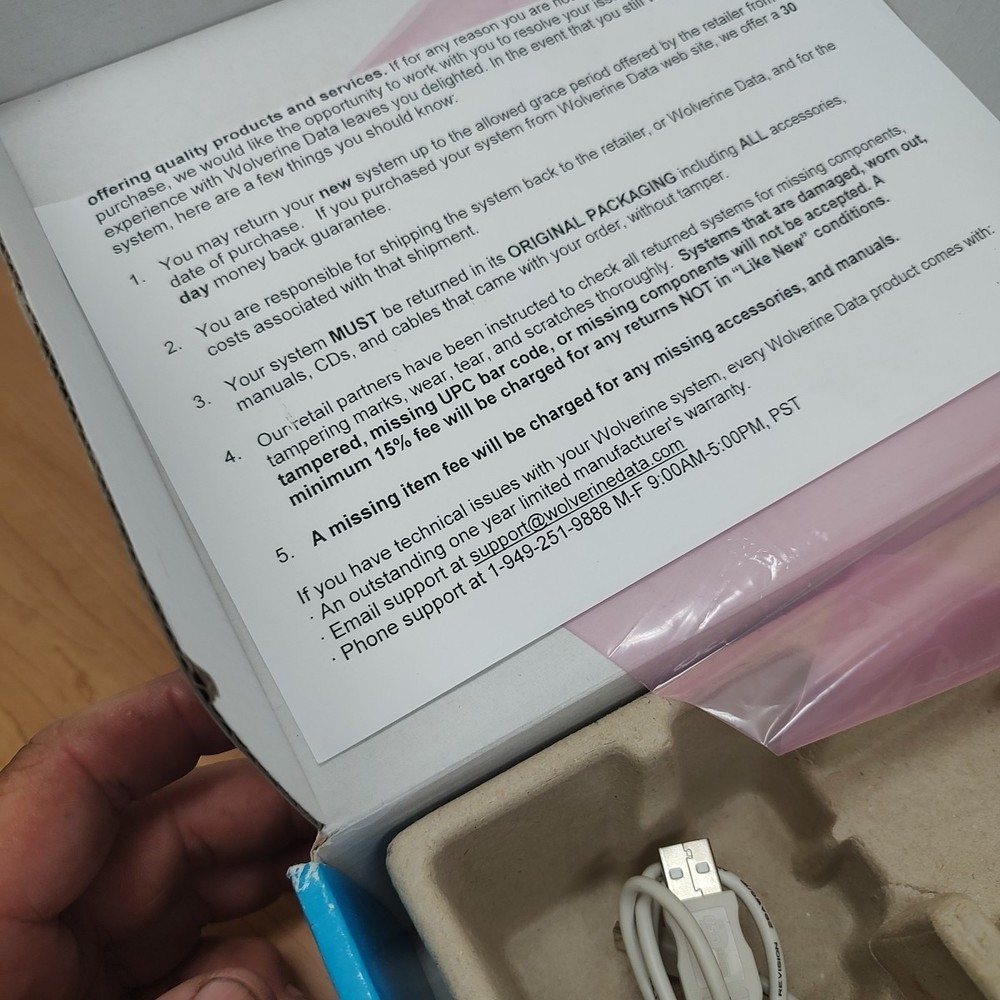 Wolverine FlashPac 7000 Series Data Storage 80GB With Box, CD & Manual