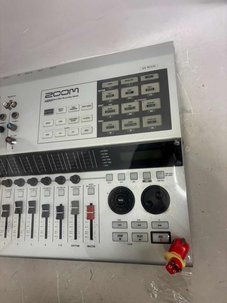 Zoom HD8 Hard Disk Multitrack Recorder Studio from Japan
