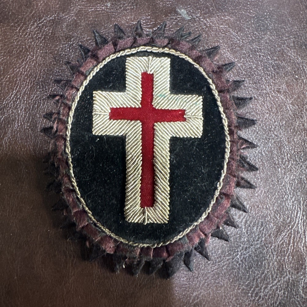 Masonic Knights Templar Chapeau Rosette Cross Patch