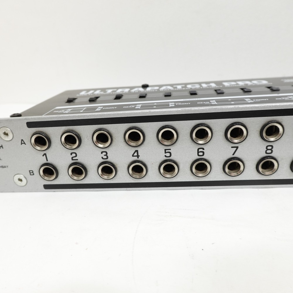 Ultrapatch Pro PX3000 3-Mods Multi-Functional 48-Point Balanced Patchbay