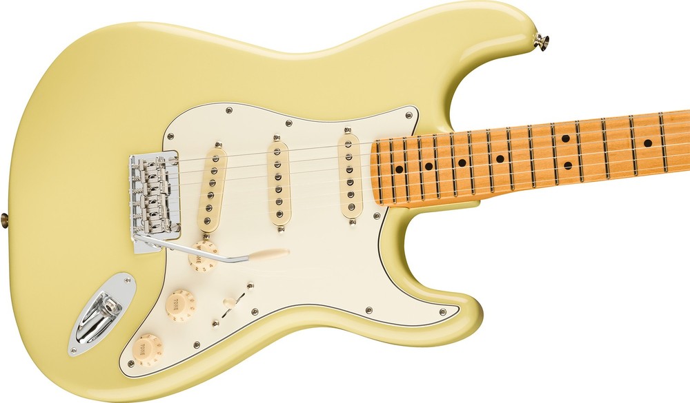 Fender Player II Stratocaster - Hialeah Yellow w/ Cleaning Kit