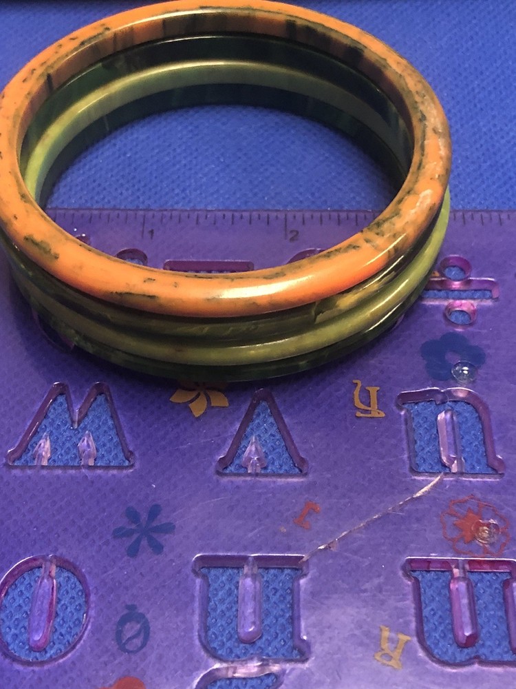 VTG BAKELITE TESTED STACKABLE MULTI COLORED SPACER BANGLE BRACELETS SET OF FOUR