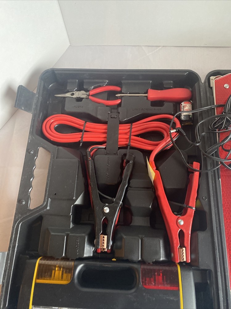 Roadside Auto Emergency Tool Set / Case - 20” x 14” x 5”