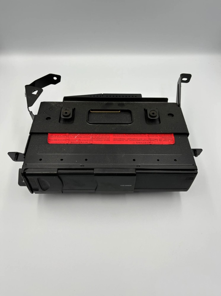 BMW 1 3 Series E81 E84 E87 E90 E91 E92 CD Changer With Magazine 6-Discs 9196669