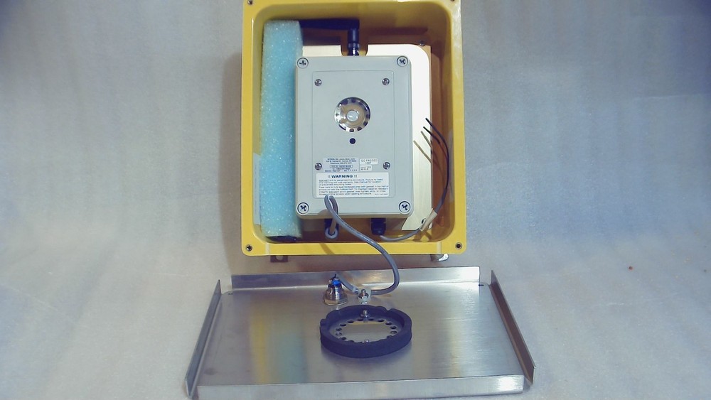 Ritron RQX-451-XT Extra Tough UHF Callbox - Wireless Intercom - Tested & Works