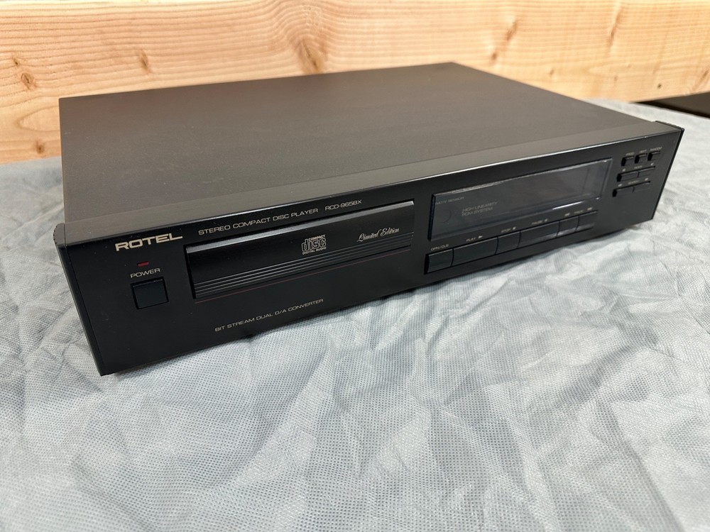 Rotel RCD-965BX Stereo Compact Disc CD Player Discrete HiFi **Read Description