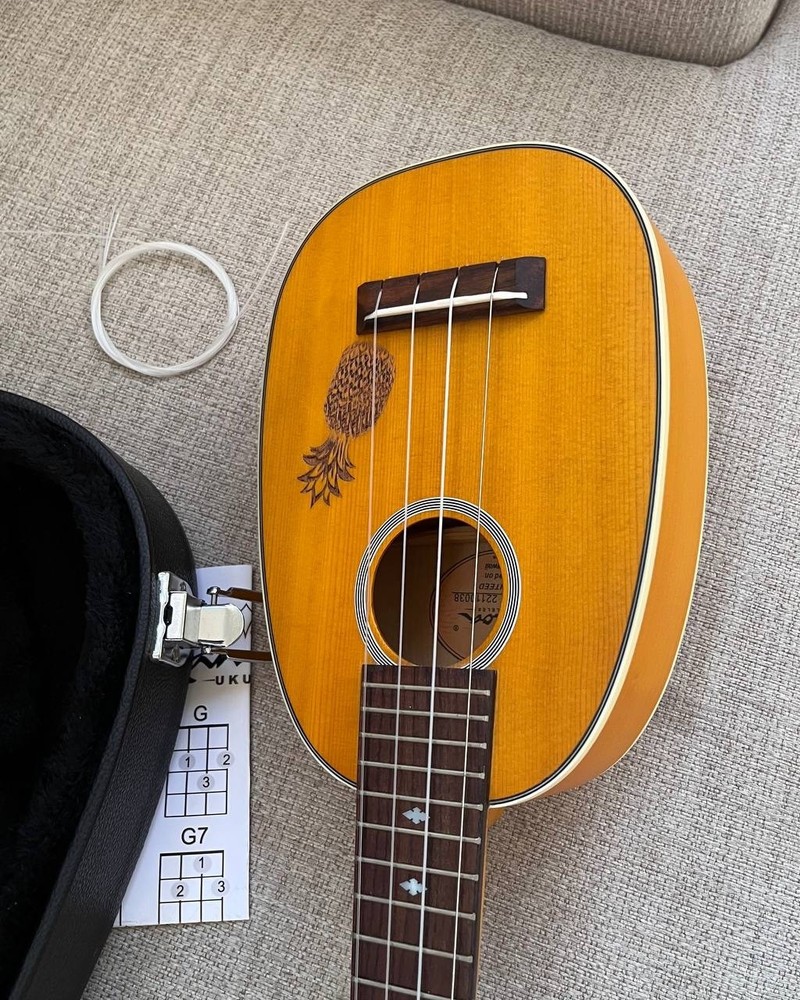 Kamoa Soprano Ukulele Pineapple Yellow Model E3-P