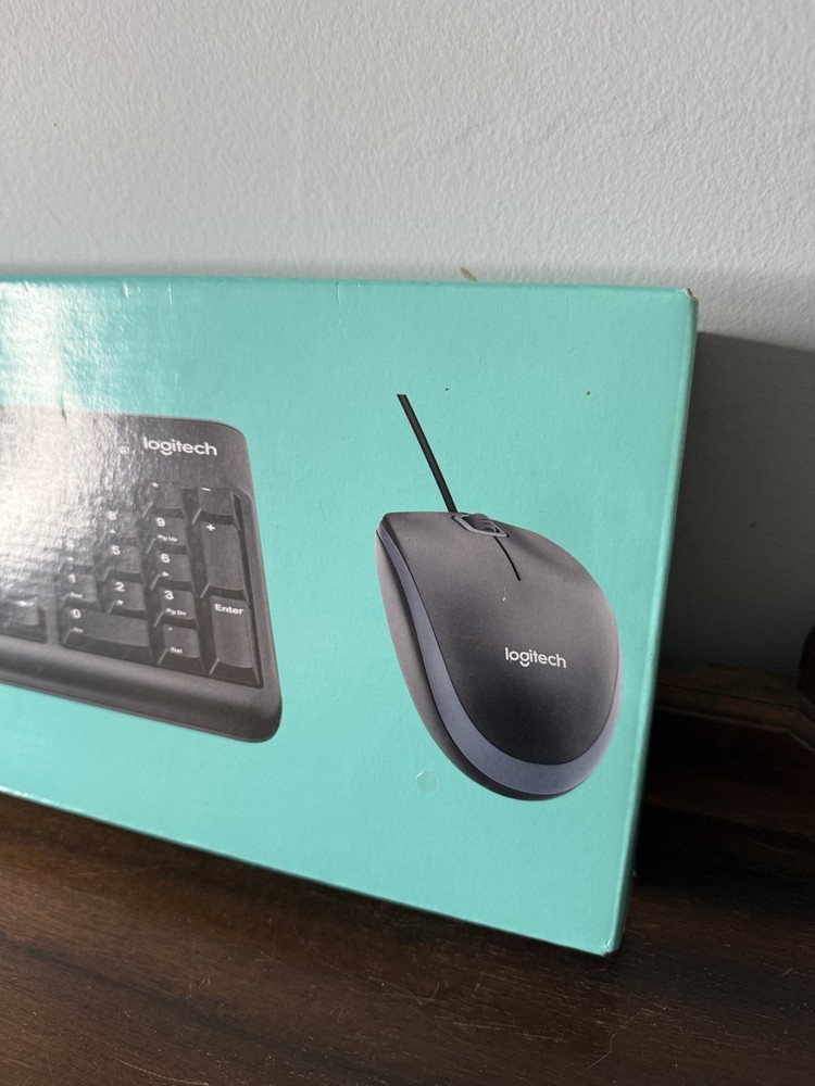 NEW Logitech Desktop MK120 USB Wired Mouse & Keyboard Combo Comfortable PC & Mac
