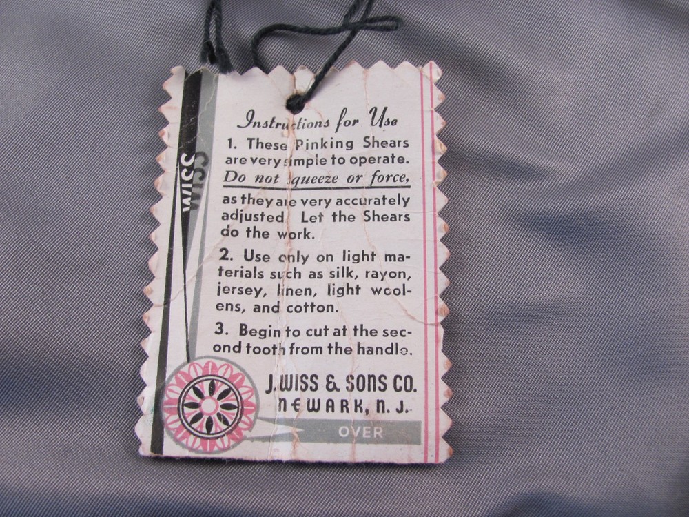 Wiss Pinking Shears 9-1/4" with Leather Case & Instructions