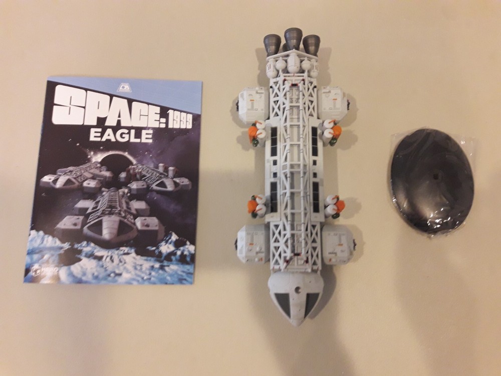 Eaglemoss Hero Collector Space 1999 Eagle Transporter With Side Boosters