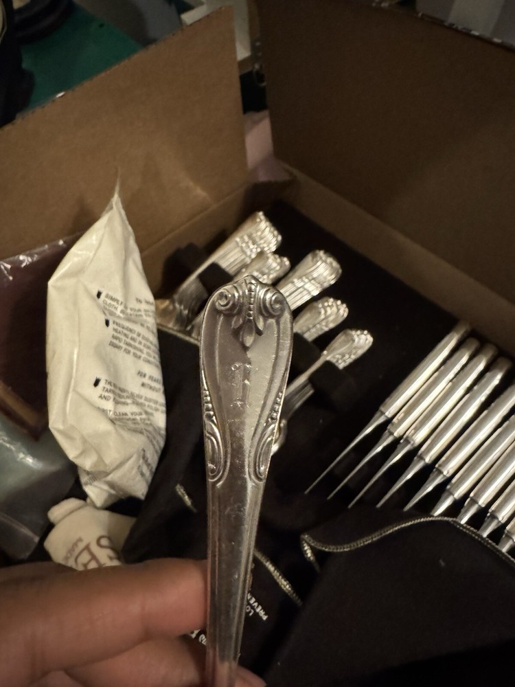 Silver Plated 24pc Flatware