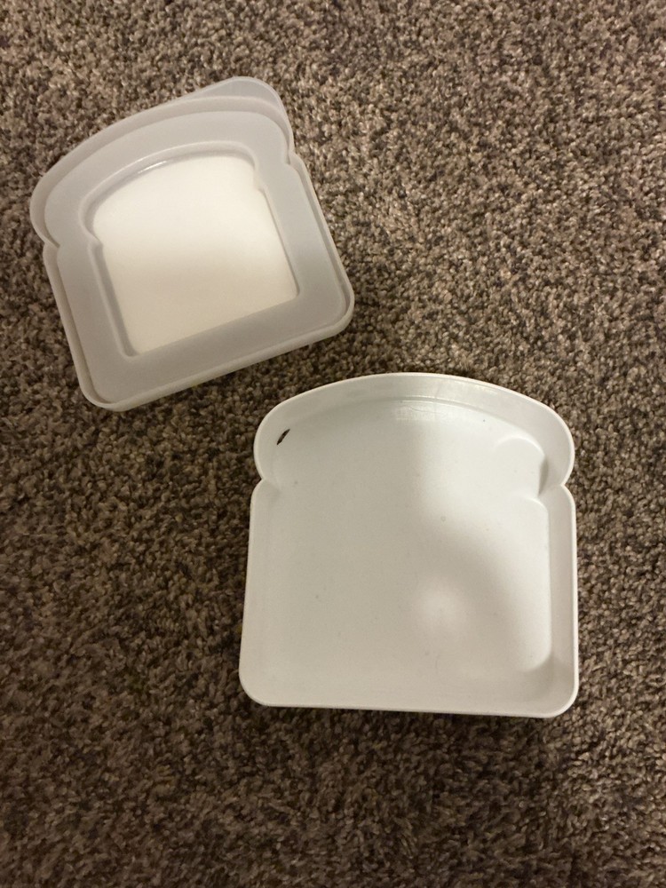 Wonder Bread Plastic Container Polka Dots Storage Sandwich Bread Holder
