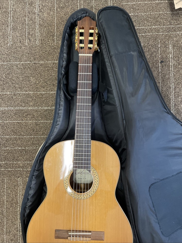 Kremona Sofia SCT Classical Guitar – Handcrafted in Bulgaria
