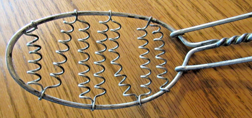 WIRE STRAINER Twisted Metal, APPROXIMATE AGE 1920 PRIMITIVE