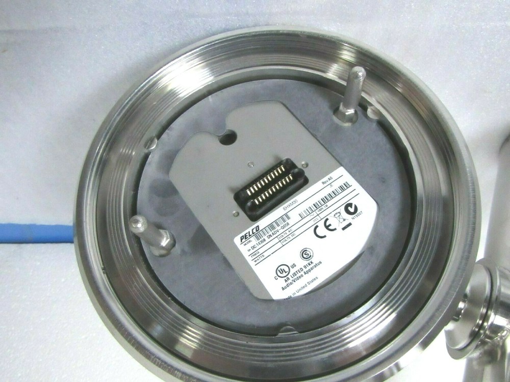 Pelco EHXM30 Explosion Proof Fixed Mount Camera Enclosure Without Wiper [CTW]