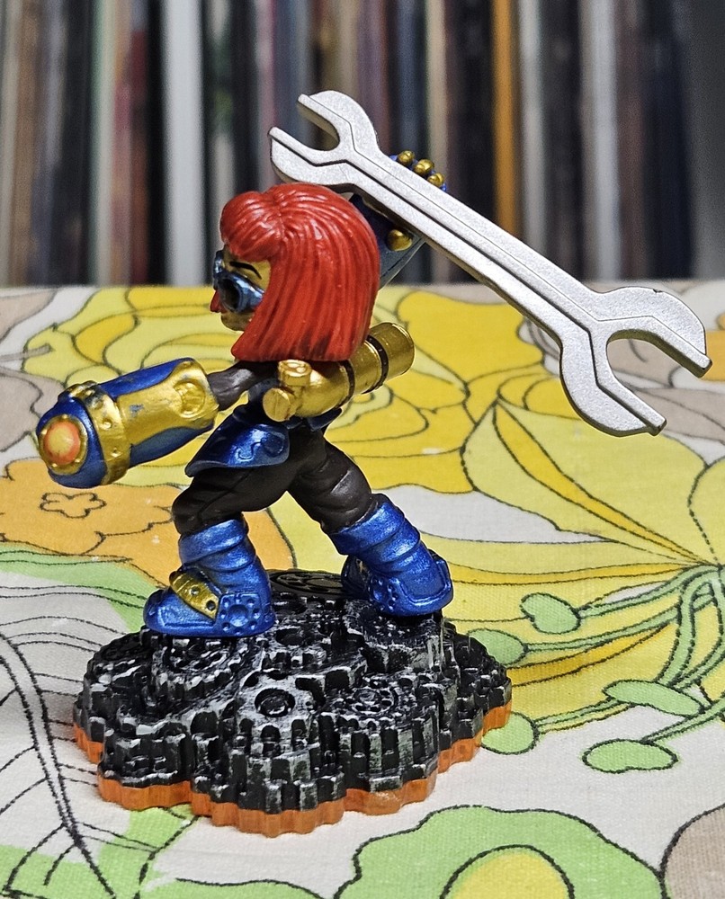 Skylanders - Giants Character Figure - Spocket - Orange Base 84523888 Skylander