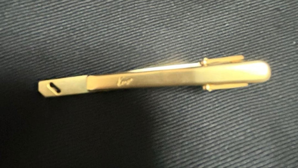 Kenzo gold tie pin Used