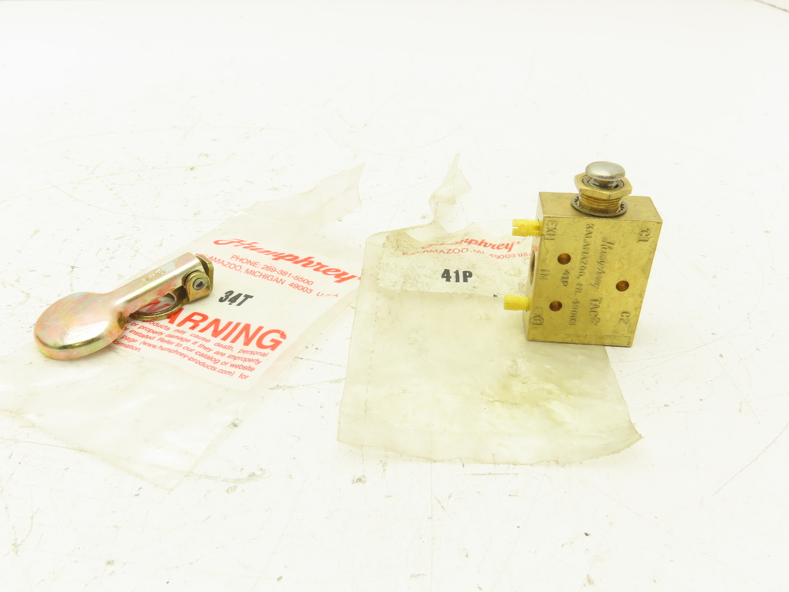 Humphrey 41P Pneumatic Plunger Valve 34T Operator 5-2 Type 1/8" NPT