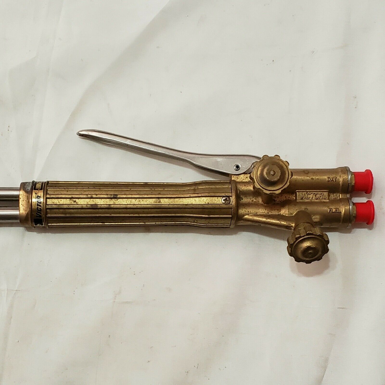 Victor ST2601FC Angle Head Cutting Torch 21" & 2-1-101 Tip 0381-1482