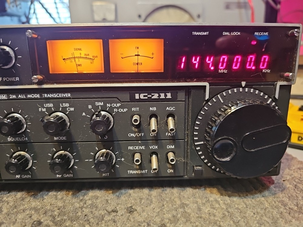 Icom IC-211E 2M All Mode With Tone Switch Installed Turns On As-is Untested