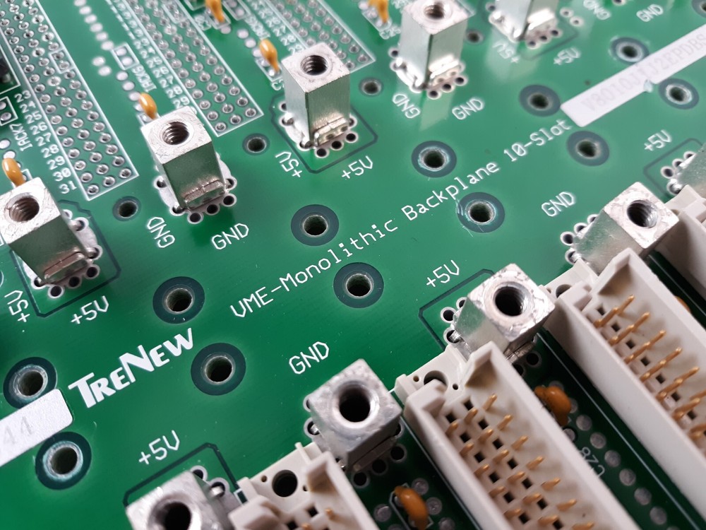TreNew V8010J1J2EPDBS VME- monolithic Backplane