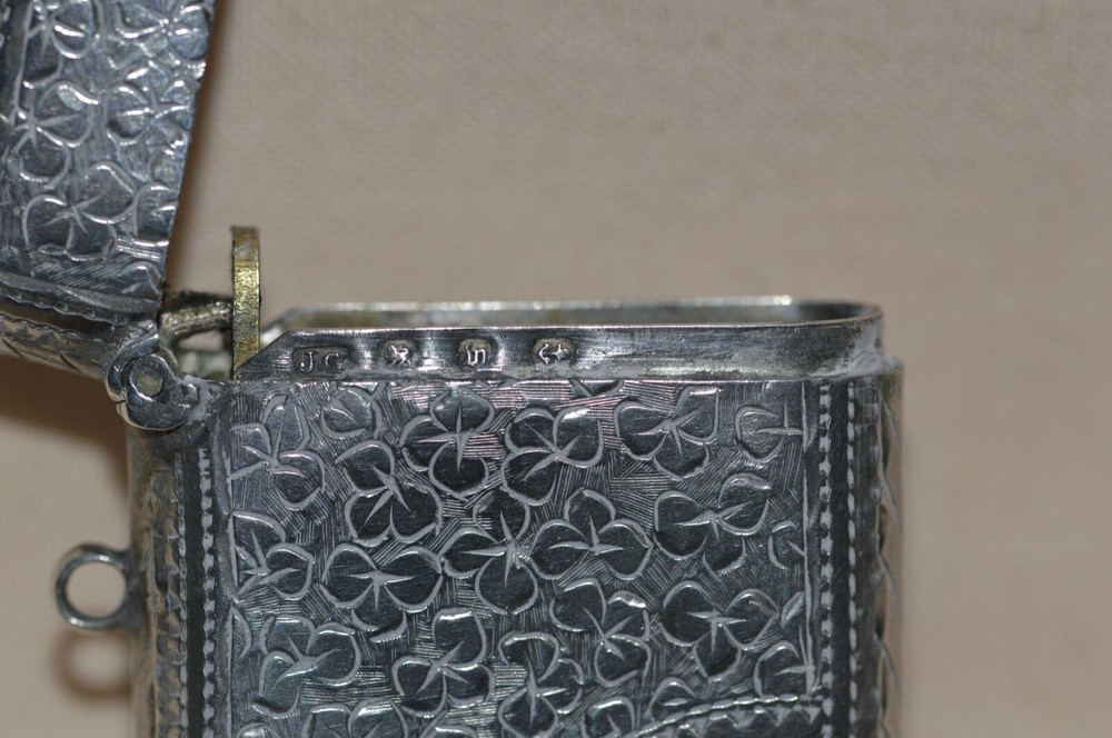 Victorian 1886 John Gammage Solid Birmingham Silver Vesta Case