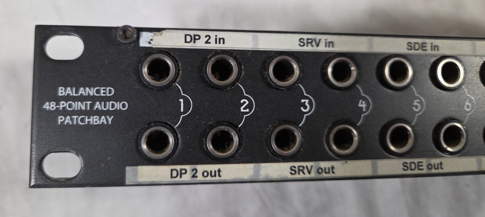 Hosa PHB-350 Balanced 48 Point Patch Bay - tested and working