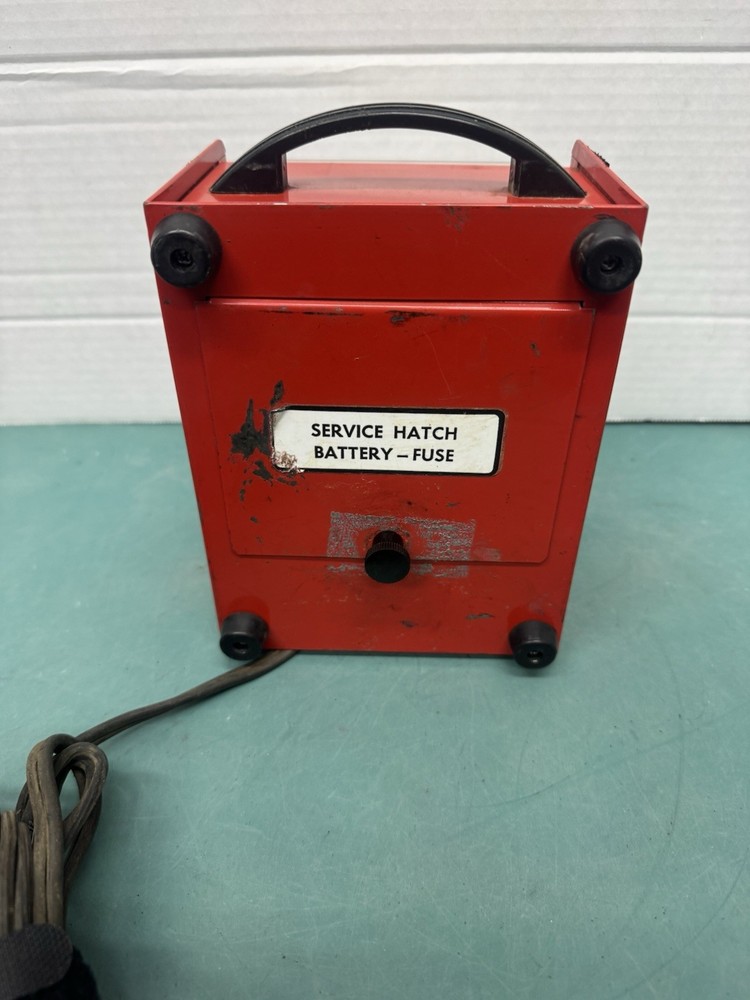 Vintage Snap On MT806 Ohm Meter Fully Functional!!