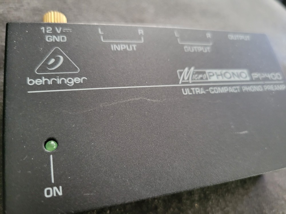 Behringer MicroPhono PP400 untra compact phono preamp w power cord