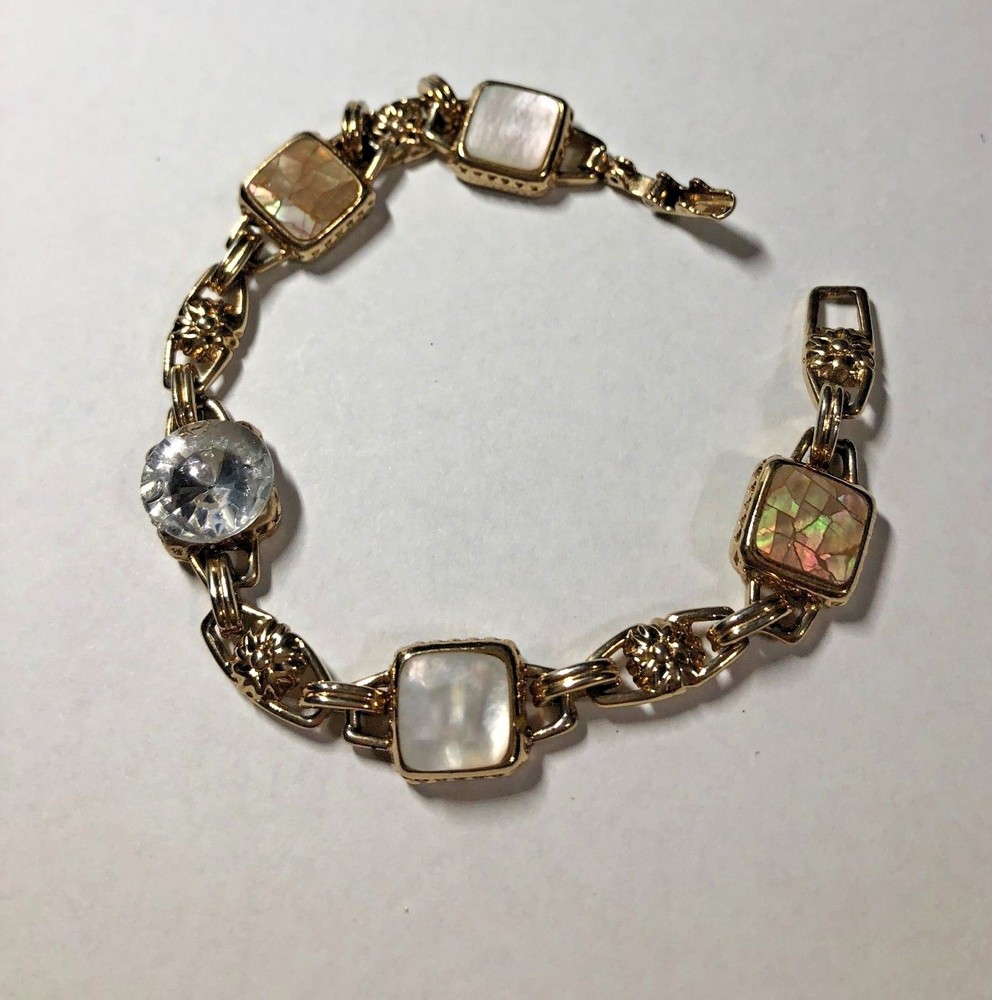 VINTAGE - SIGNED LC BRACELET - STRIKING!!