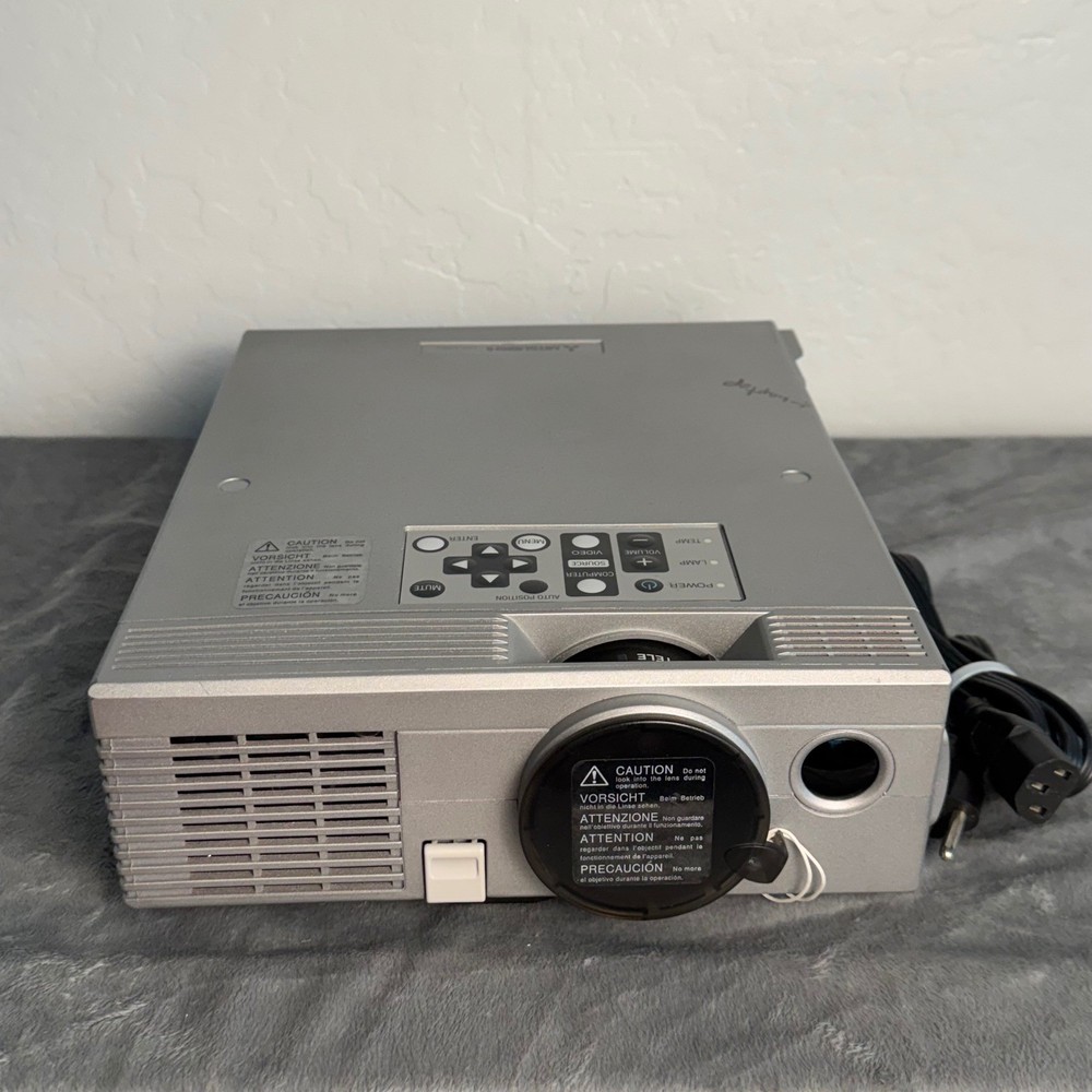 Mitsubishi LVP-X80U LCD Projector Multimedia Video Computer Tested Working
