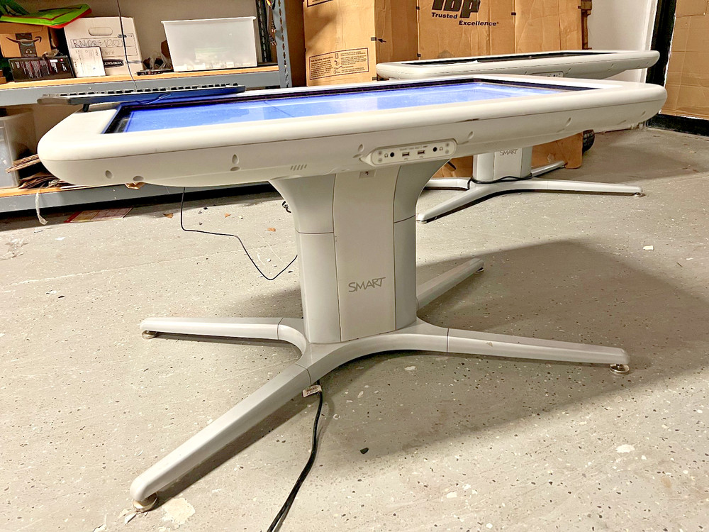 Smart Table 442i Collaborative Learning Center (Tested & Working!)