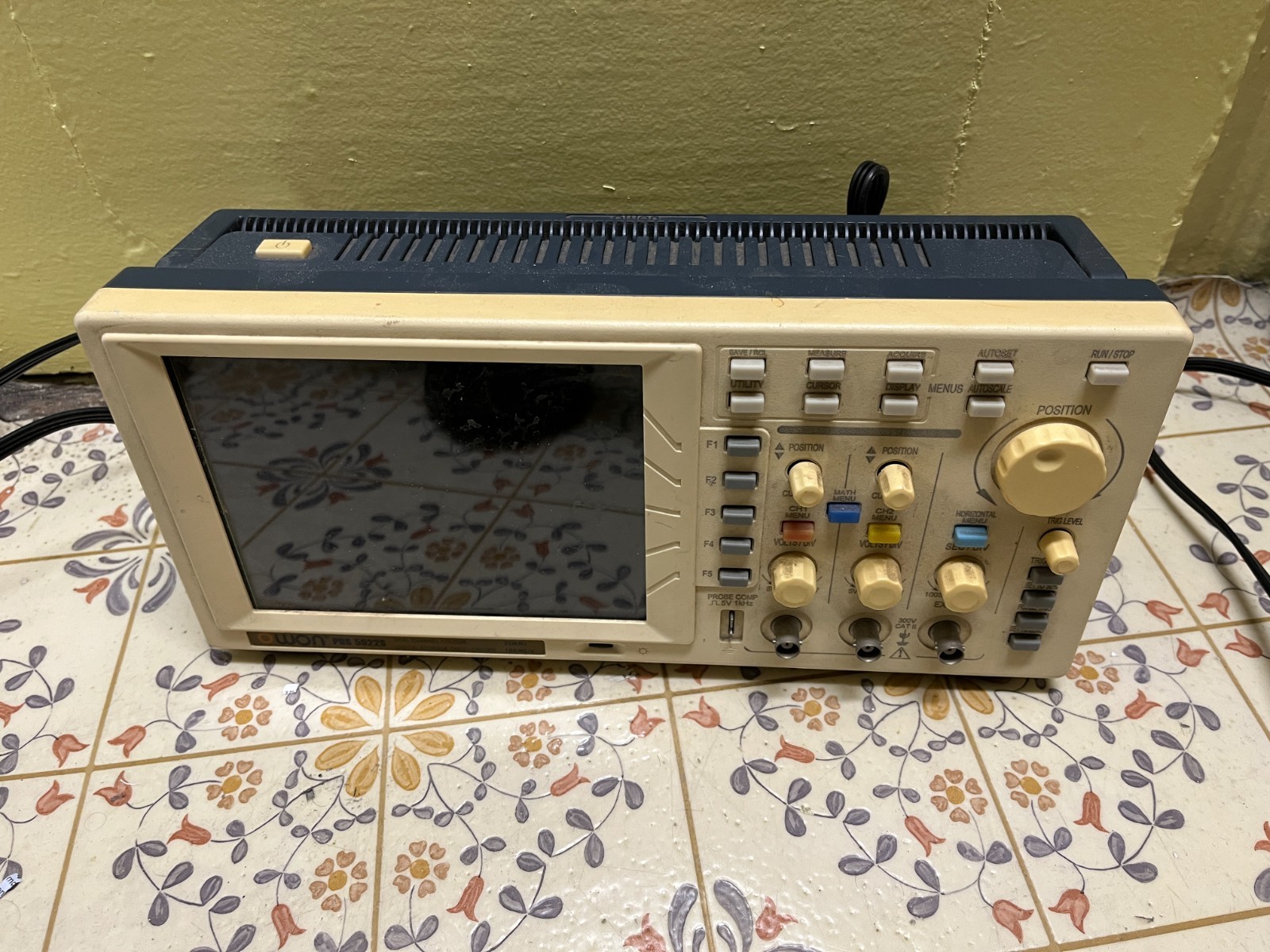 Owon PDS5022S 25 MHz Portable Digital Oscilloscope w/o Probes