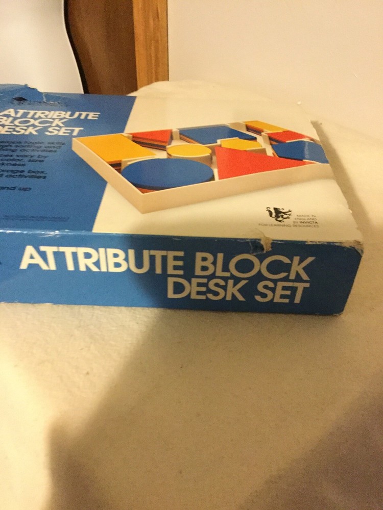 LR Learning Resources Attribute Block Desk Set