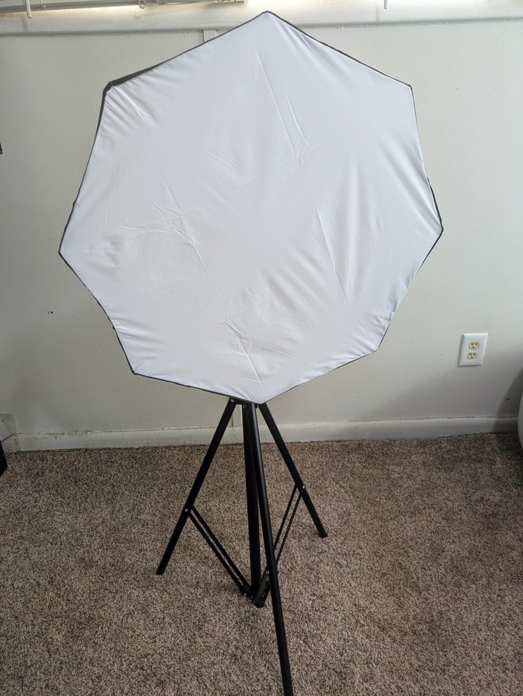 Elinchrom D-Lite RX 4 Studio Flash w/ Portable Softbox