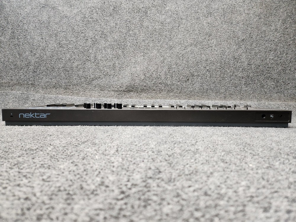 Nektar Impact LX 49 USB Midi Controller 49-Key Keyboard *Tested Working*
