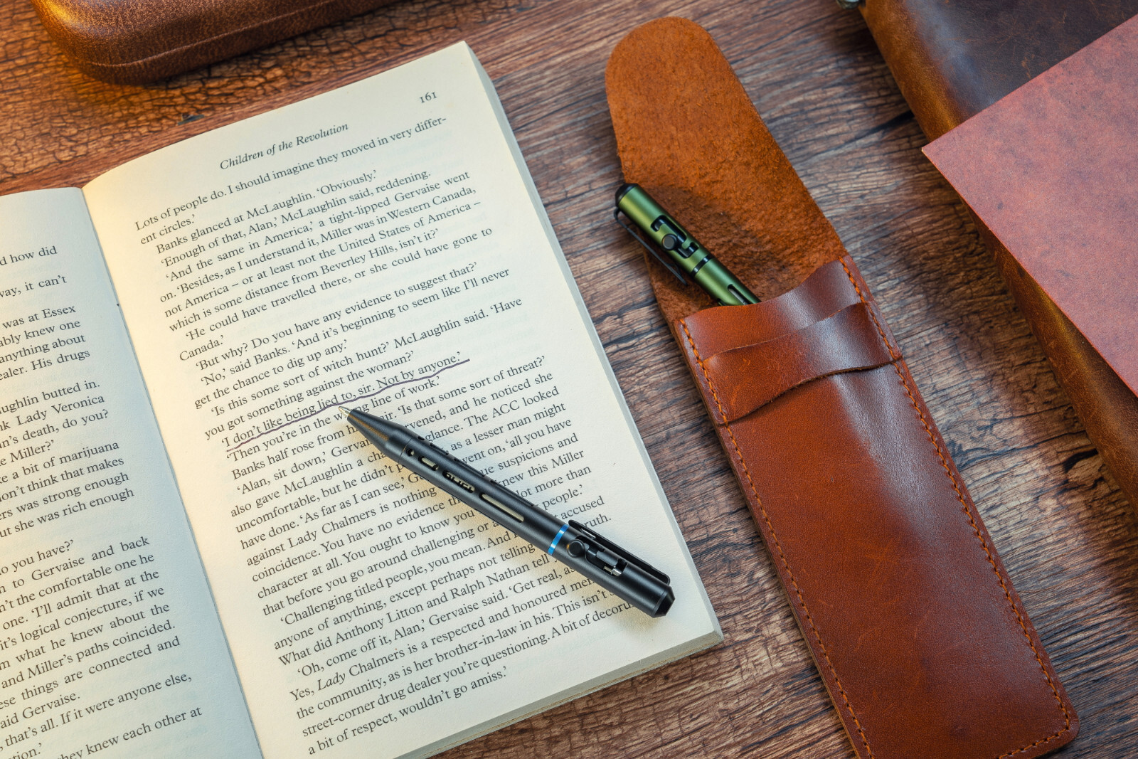 Olight O'Pen Mini 2 Black Ballpoint Pen and Pencil in One