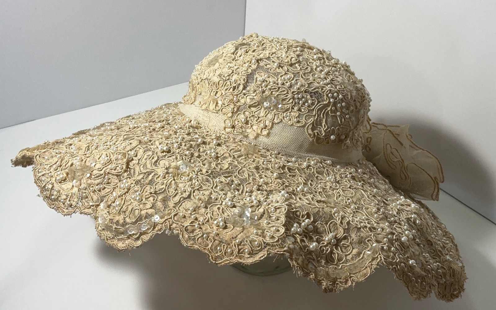 Pearl beaded sequined & corded Chantilly lace dark ivory wedding hat VNT 1983