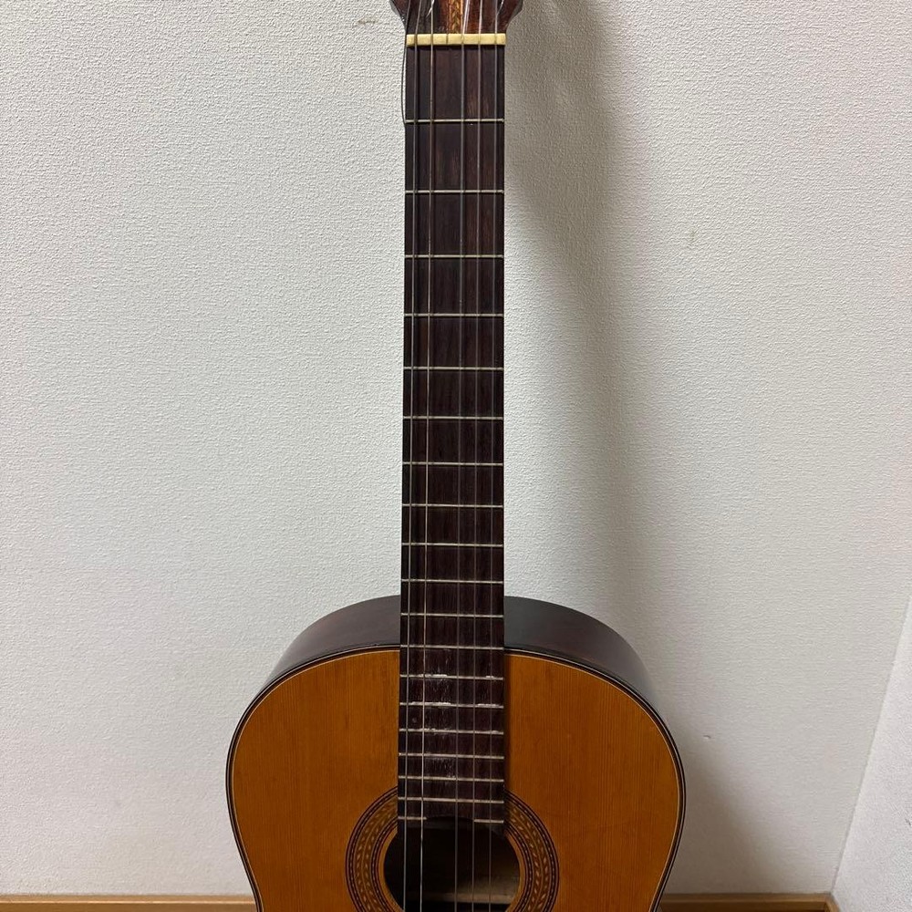 Hashimoto Gut Guitar Classical No. Japan Needs String Repair