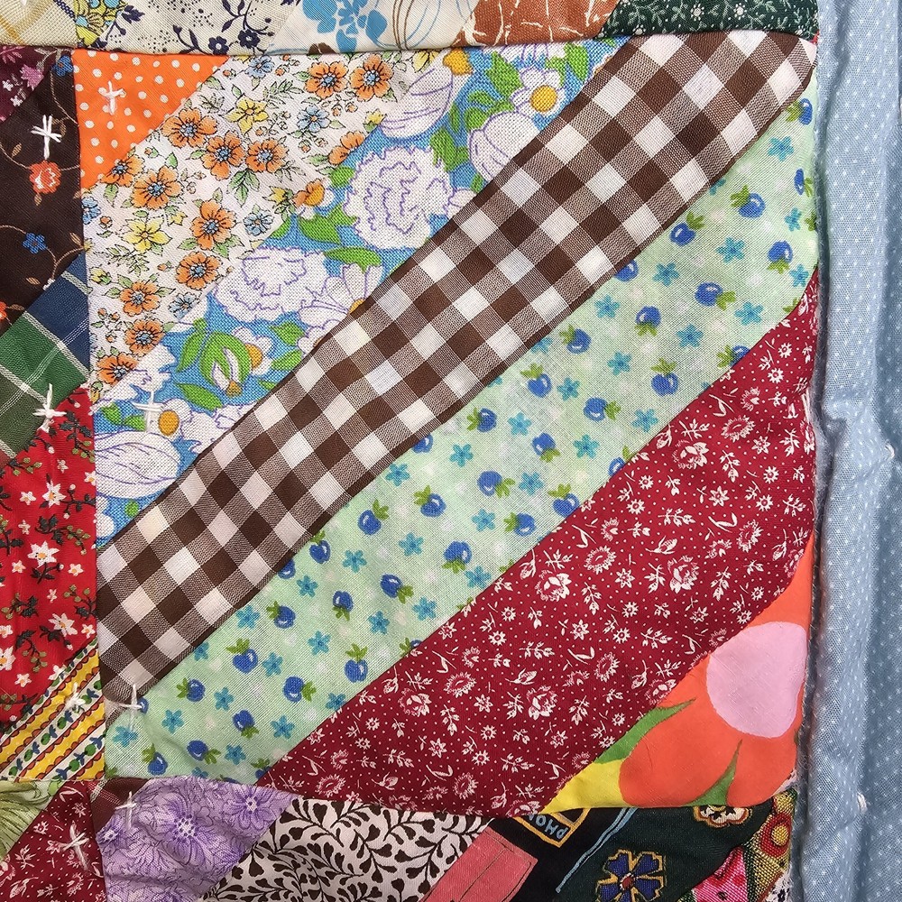VTG Crazy String Pattern Scrap Handmade Quilt NOS Colorful Patchwork 84x92