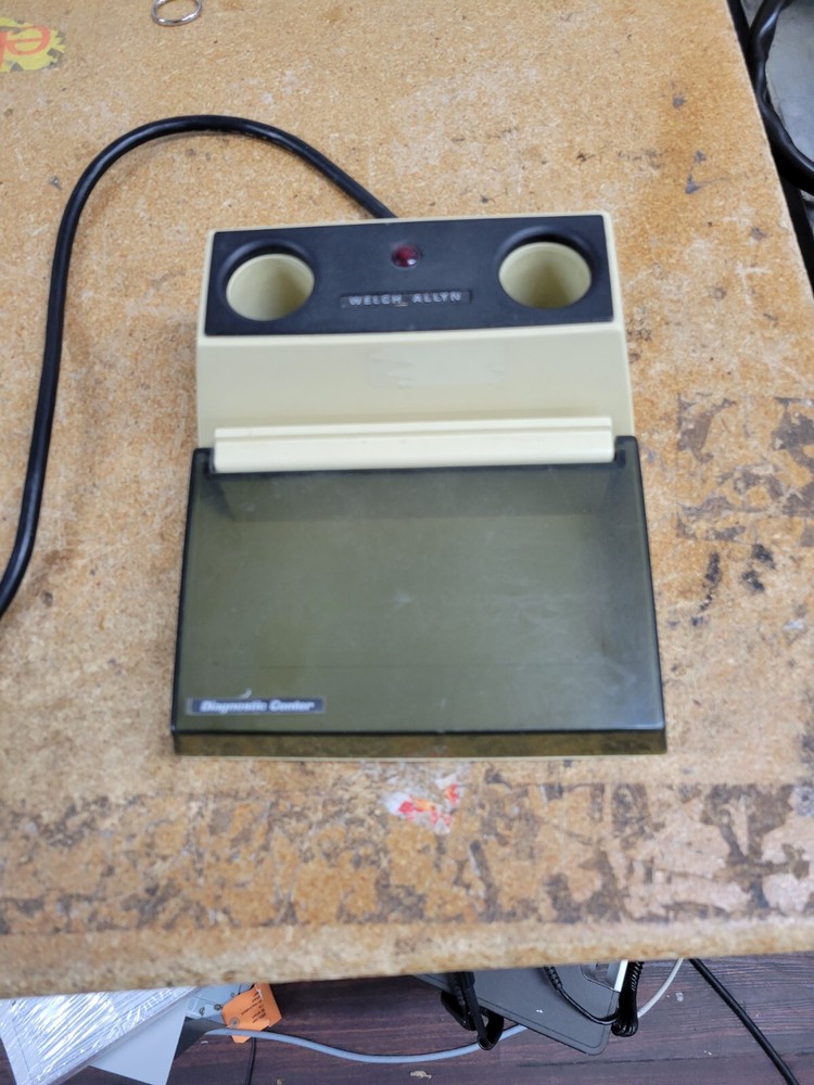 Welch Allyn 71150 Charger Base pictured untested
