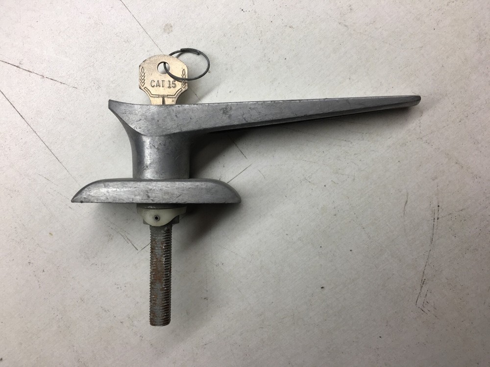 CAT15 Key with Panelboard Handle with Long Shaft